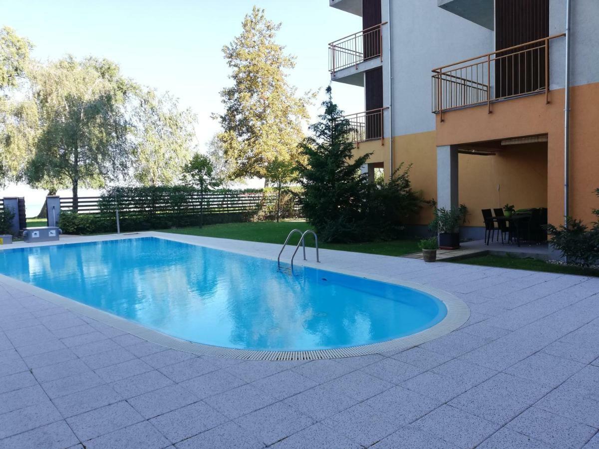 Viktoria Apartmanok Siofok Luaran gambar